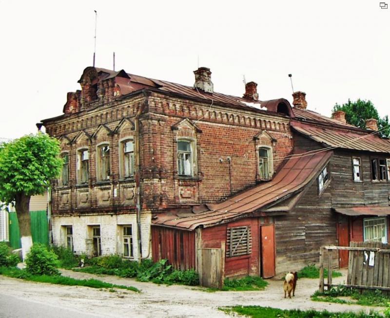 Pavlovsky_posad_typical_house.JPG