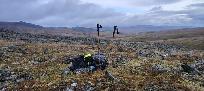 На пологий восток с перевала Аркаматалоу Северный