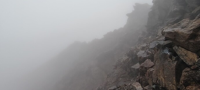 Спуск в тумане до полной темноты