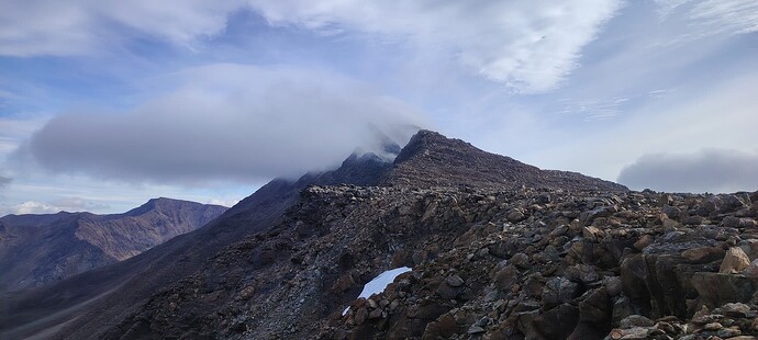 Почти открылся