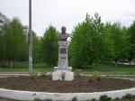 памятник Катукову во Мценске