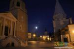 Свято-Успенский монастырь ночью