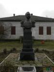 Памятник Николаю II - основателю местного самоуправления в д. Путилово. 