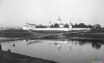 Вид с другого берега Тверцы, 1903 г. (фото с сайта www.bankgorodov.ru)