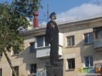 Ленин на фоне Хрущёвки