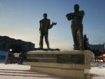 Памятник основателями Черноголовки