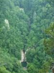 Вид на Агурские водопады с Орлиных скал