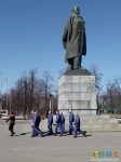 Ленин и задействованные в учениях болельщики