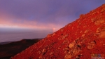 Встреча восхода солнца на внутреннем конусе вулкана