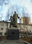 Памятник Домбровскому