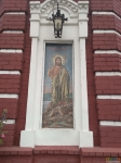 Иоанн Предтеча на стенах Казанского собора. Мой компаньон нашёл, что фигура больше напоминает Робинзона)
