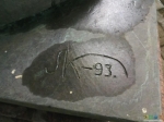 Надписи на постаменте памятника военкору.