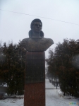 Памятник космонавту Иванченкову.
