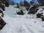 Подъем довольно крутой, но замерзший водопад стоит того, чтобы подняться (19.02.2015).