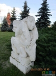 Немного не доходя до Б. Московской - лужайка со скульптурами