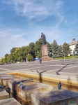 10 голубей на площади Ленина