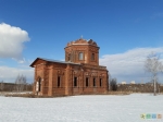 Церковь на высоком берегу реки Москвы