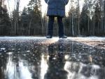Зеркальный лед на озере Шуя (Как жаль, что мы без коньков!)