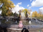 Симпатичный фонтан в парке. Правда, это другой тайник :-) 