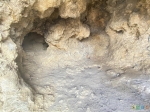 Грот внутри (слева - пещерка)