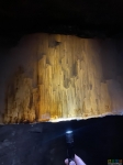 Пласты гипса в пещере