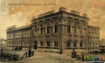 Это здание на берегу реки Кыштымки по проекту техника И. Ушакова было построено в 1907 году – специально для женской гимназии (прогимназии)