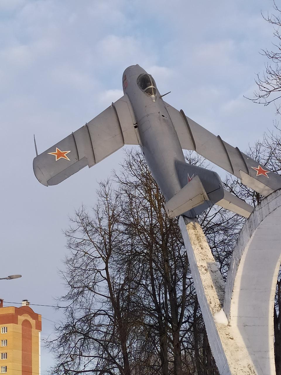 МиГ-17 Светланы Савицкой в г.Вязьма