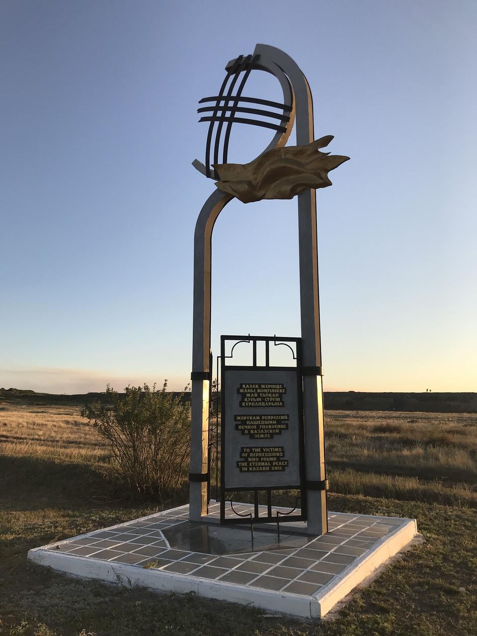 Без подписи