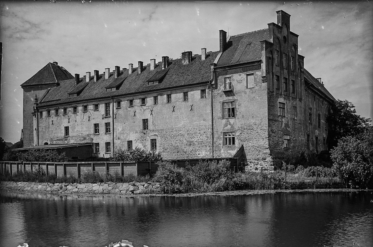 Замок - 1934 г.