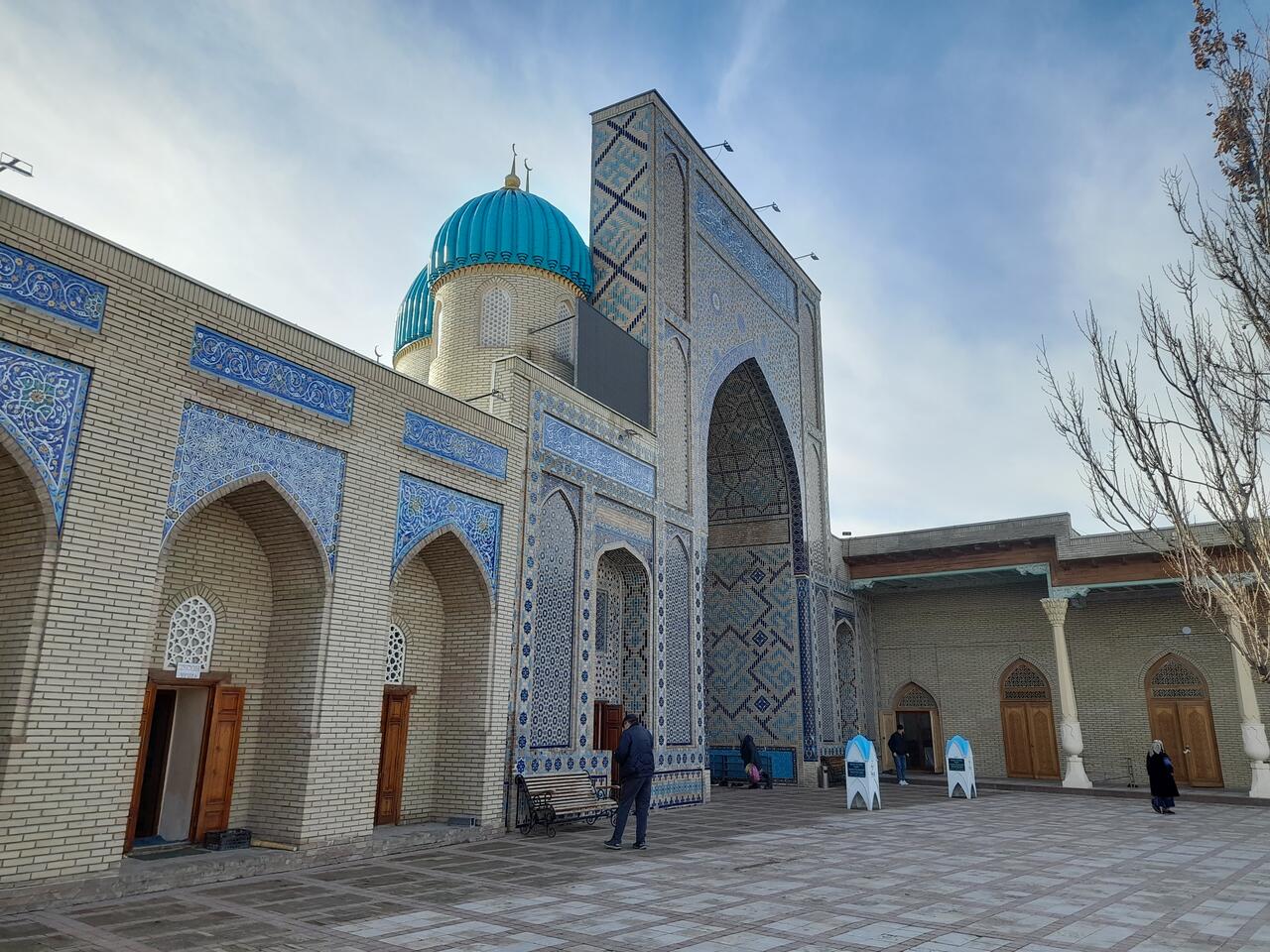 Мавзолей Занги-ата