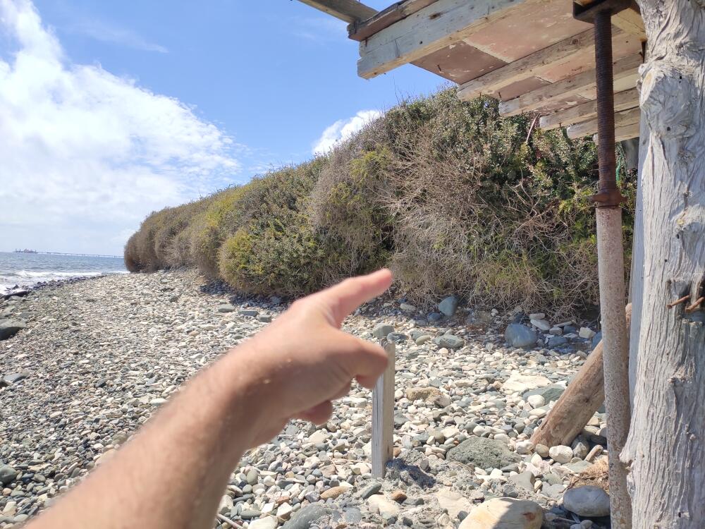 Расположение тайника относительно хижины