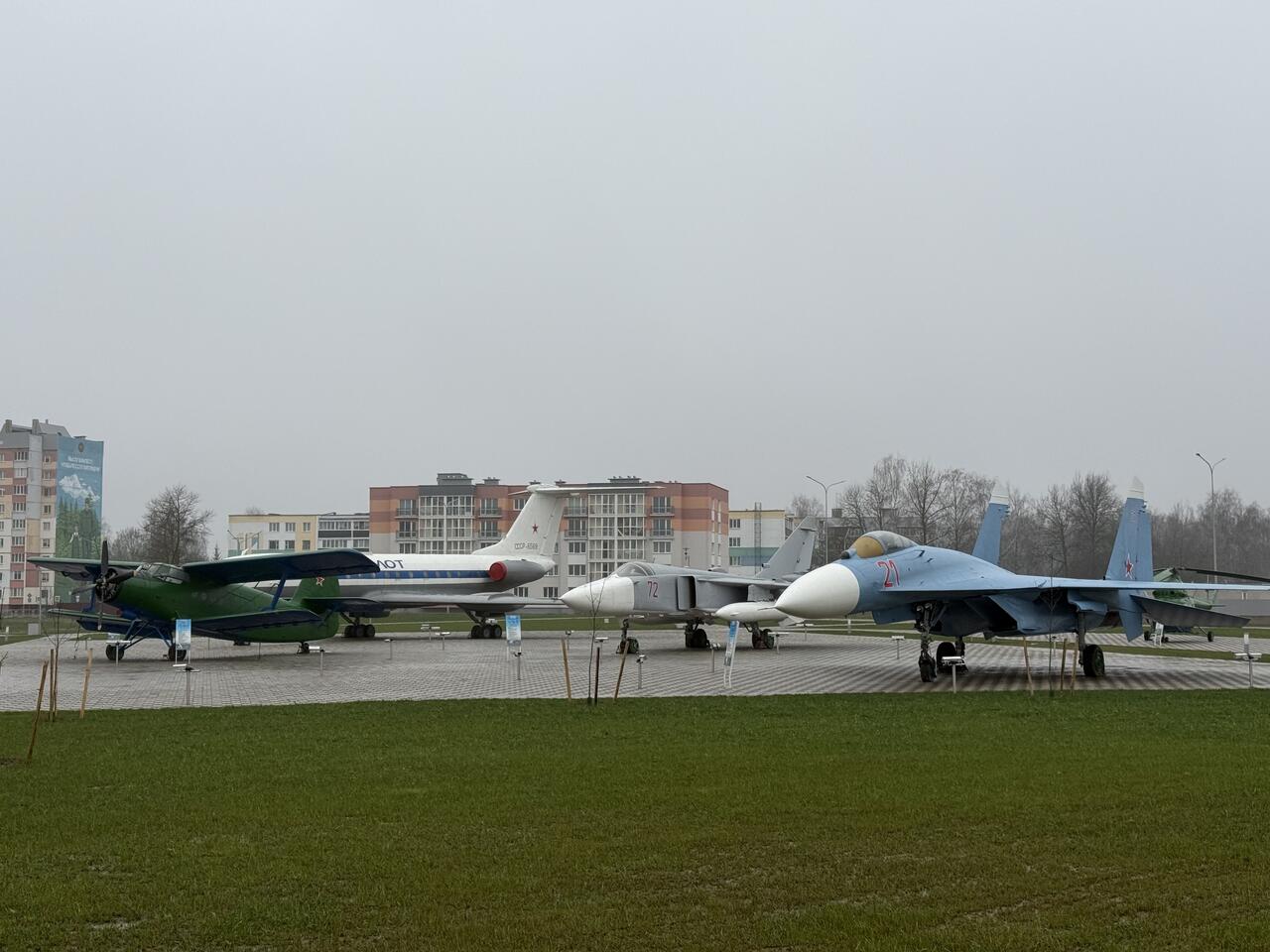 Без подписи