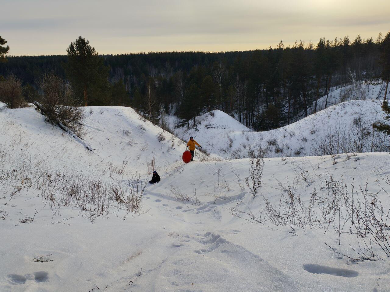 Есть пологий спуск под ватрушки
