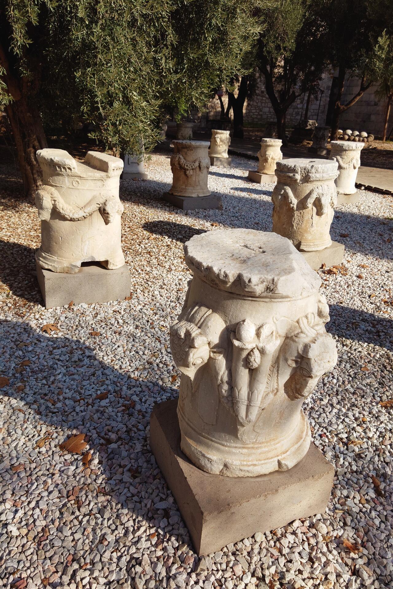 Без подписи