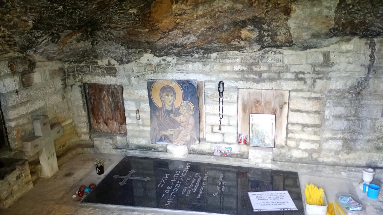 Без подписи