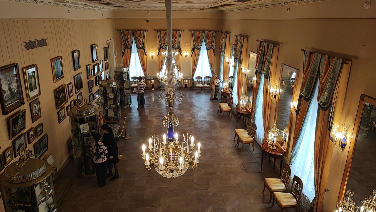 Бальный зал