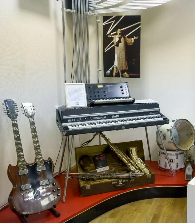 Без подписи