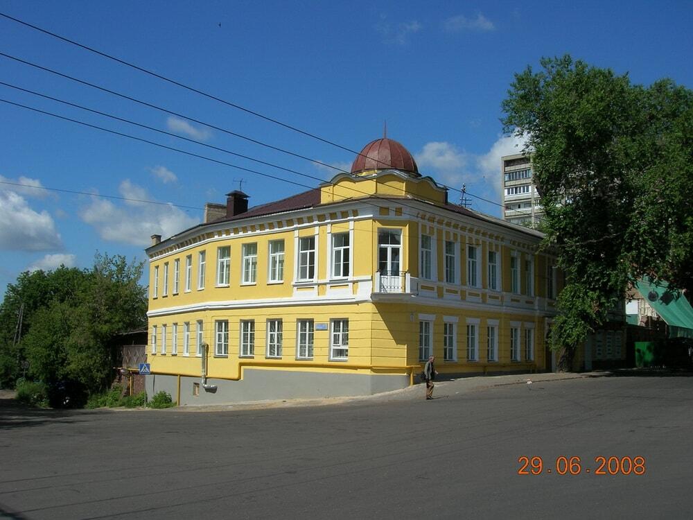2008 г. (после ремонта фасада)