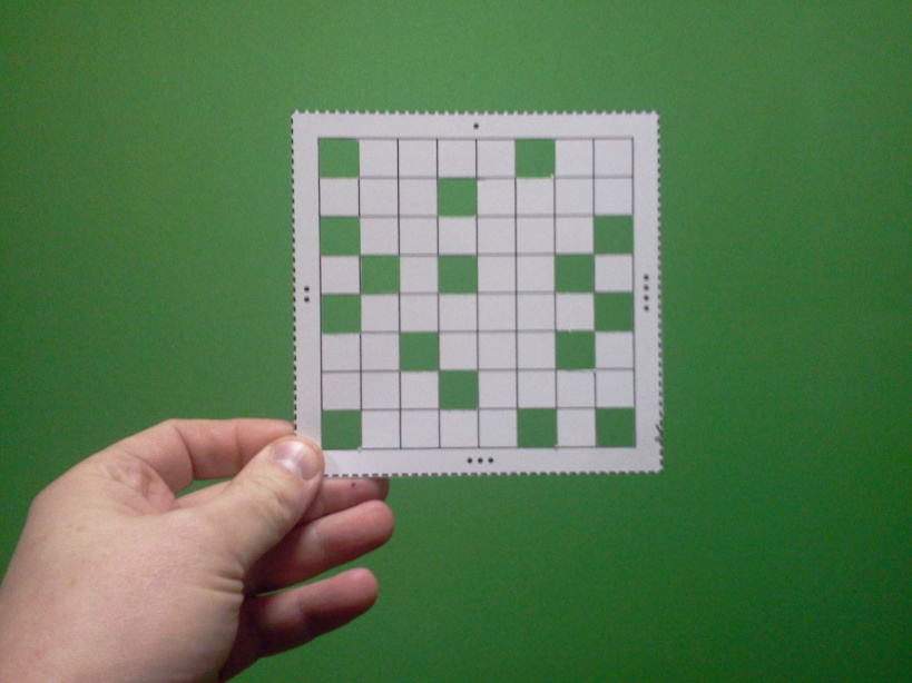 Игра 8 8 клеток. Решетка Кардано 5 на 5. Решетка Кардано 8 на 8. Шифровальная решетка Кардано. Поворотная решетка Кардано.