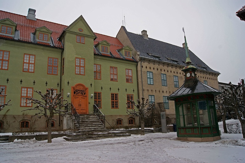 Без подписи