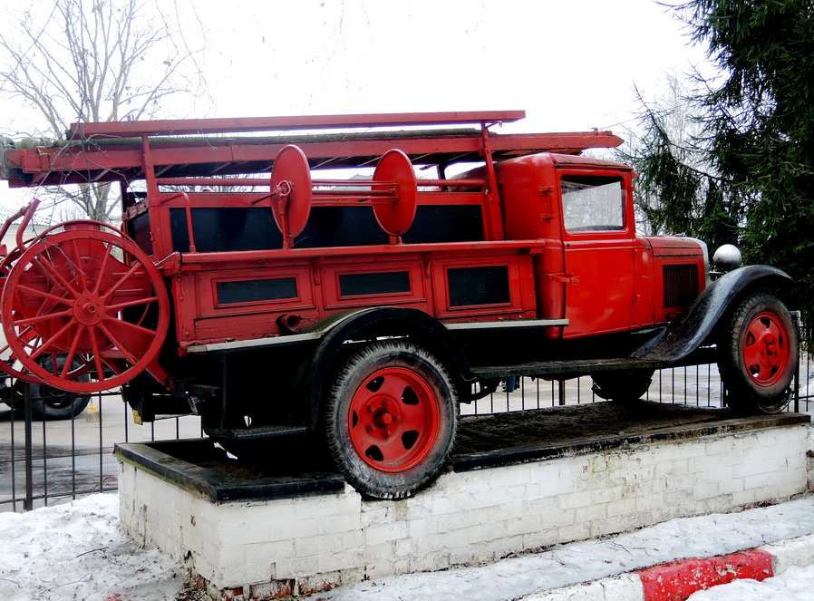 Автомобиль ПМГ-1