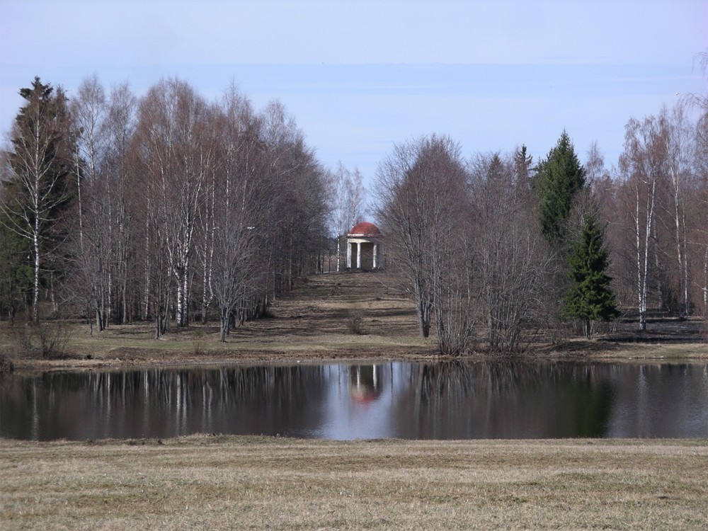Прогноз погоды никольское ленинградская область. Парк усадьбы Сиворицы озеро. Никольское озеро Гатчинский район.