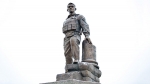 Памятник Александру в Оренбурге