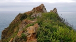 Этим камнем оканчивается мыс Пассека, тайник за спиной справа