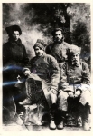 Участники боев за Воронеж, гражданской войны, командиры 2-й бригады 40-й Богучарской дивизии в освобожденном от белых с. Лосево [1919 г.]