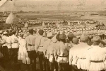 Построение у памятника 1921 год