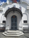 Вход в храм