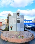 Памятная стела
