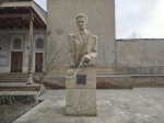 Памятник Файзулле  Ходжаеву