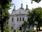 Центральный вход. Фронтон